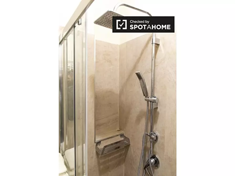 Immagine 7 di Ufficio in affitto  in Via Angelo Secchi a Roma