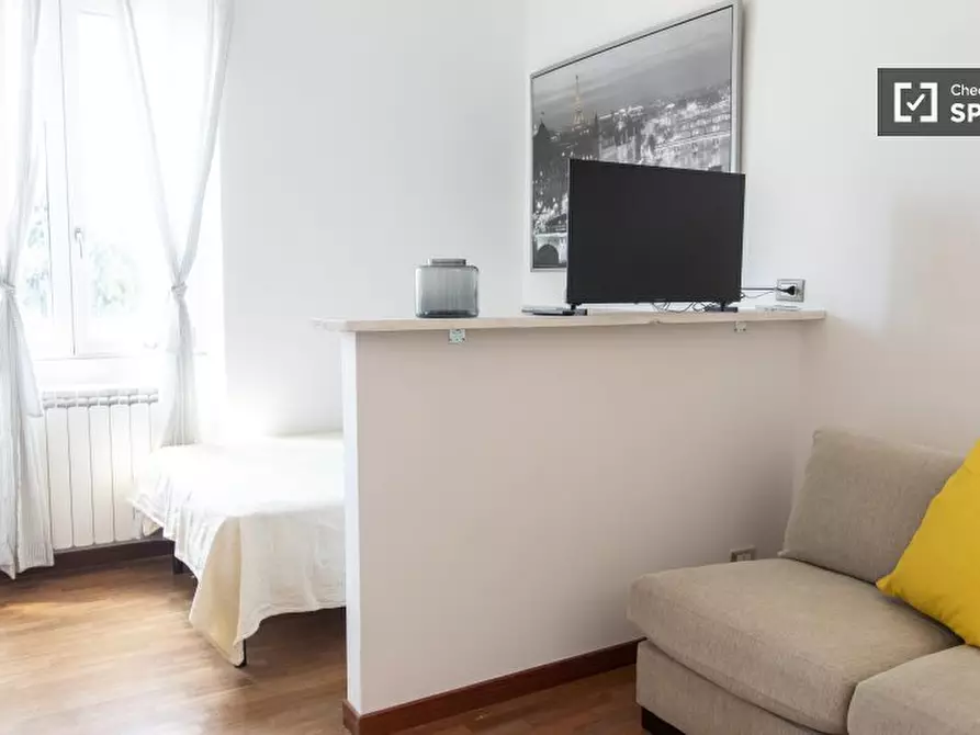 Immagine 12 di Appartamento in affitto  in Via Francesco Marconi a Roma