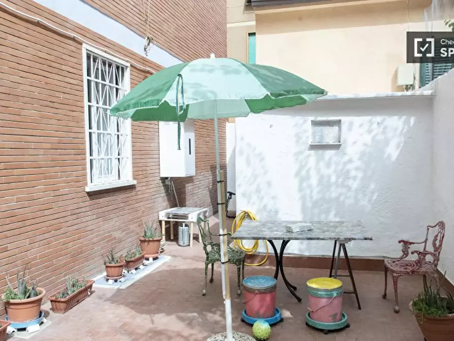 Immagine 14 di Appartamento in affitto  in Via Suor Maria Mazzarello a Roma