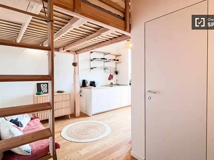 Immagine 10 di Ufficio in affitto  in Via Vincenzo Russo a Milano