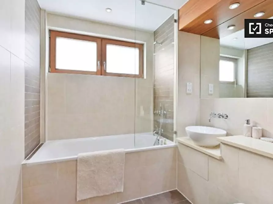 Immagine 14 di Appartamento in affitto  in Flat a Wandsworth