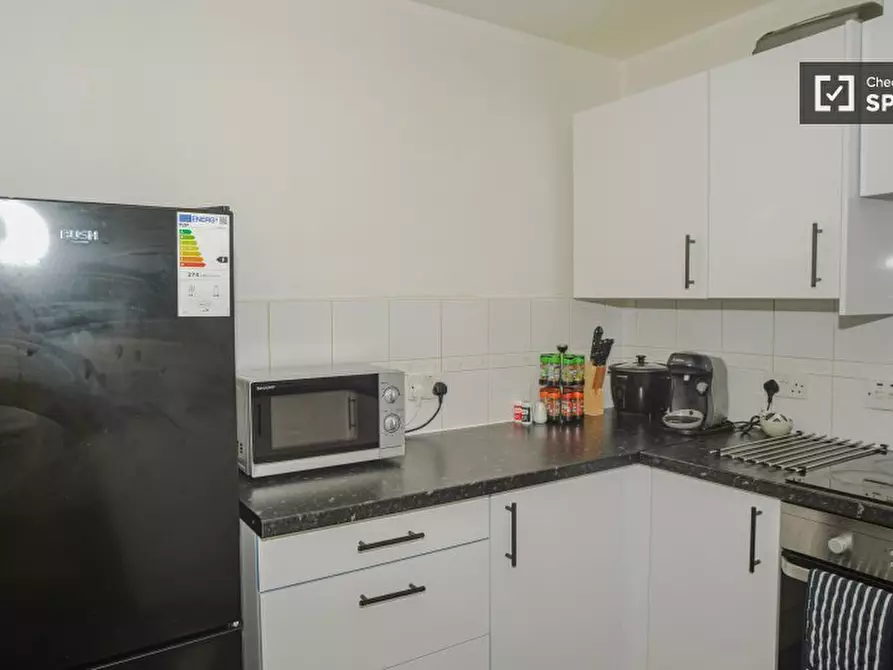 Immagine 10 di Appartamento in affitto  in Rush Grove St a Eltham
