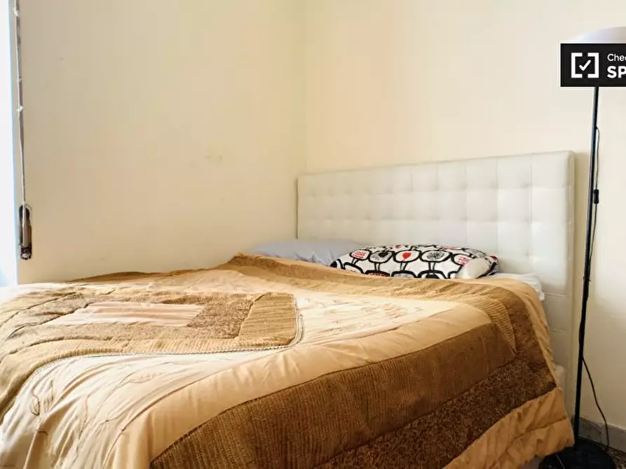 Immagine 4 di Camera condivisa in affitto  in Via Alessandro Cialdi, 00154 Roma RM, Italy a Roma
