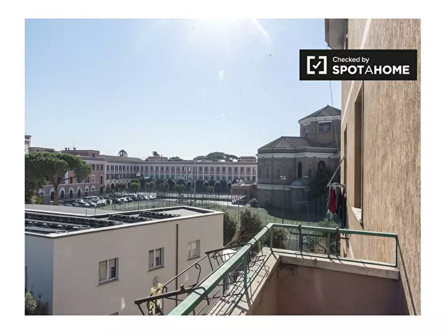 Immagine 13 di Appartamento in affitto  in Via Don Rua a Roma