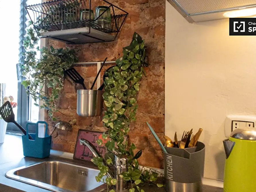 Immagine 4 di Ufficio in affitto  in Piazza Napoli, 20144 Milano MI, Italy a Milano