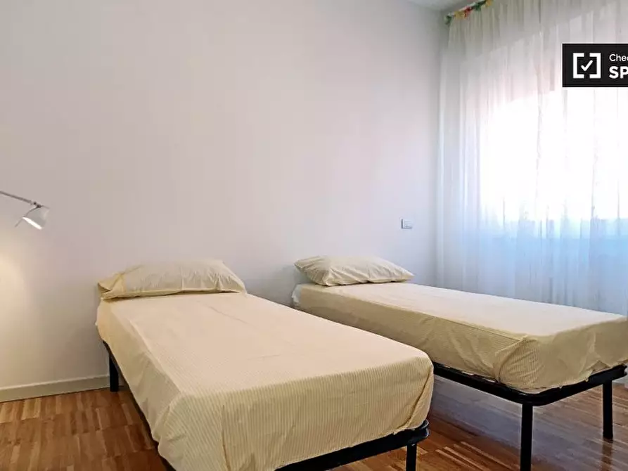 Immagine 14 di Appartamento in affitto  in Via Martiri Oscuri, 20125 Milano MI, Italy a Milano