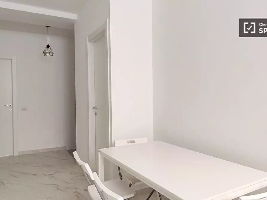 Immagine 8 di Camera condivisa in affitto  in Via delle Forze Armate a Milano