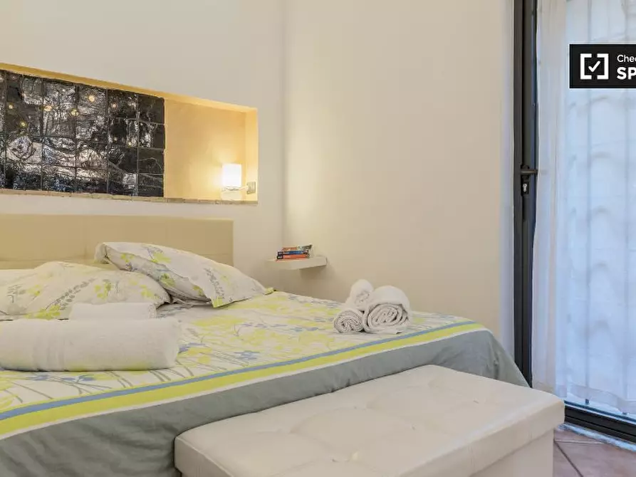 Immagine 19 di Appartamento in affitto  in Via di S. Martino Ai Monti a Roma