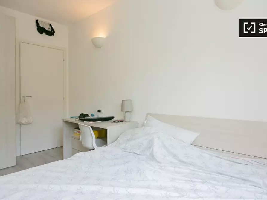 Immagine 3 di Camera condivisa in affitto  in Via Francesco Caracciolo, 20155 Milano MI, Italy a Milano