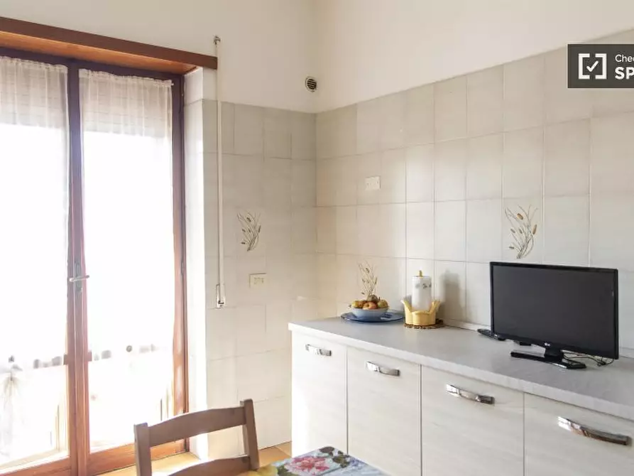 Immagine 5 di Camera condivisa in affitto  in Via Coggiola a Roma