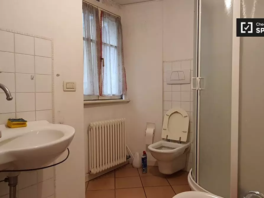 Immagine 8 di Camera condivisa in affitto  in Vicolo Morosante a Trento