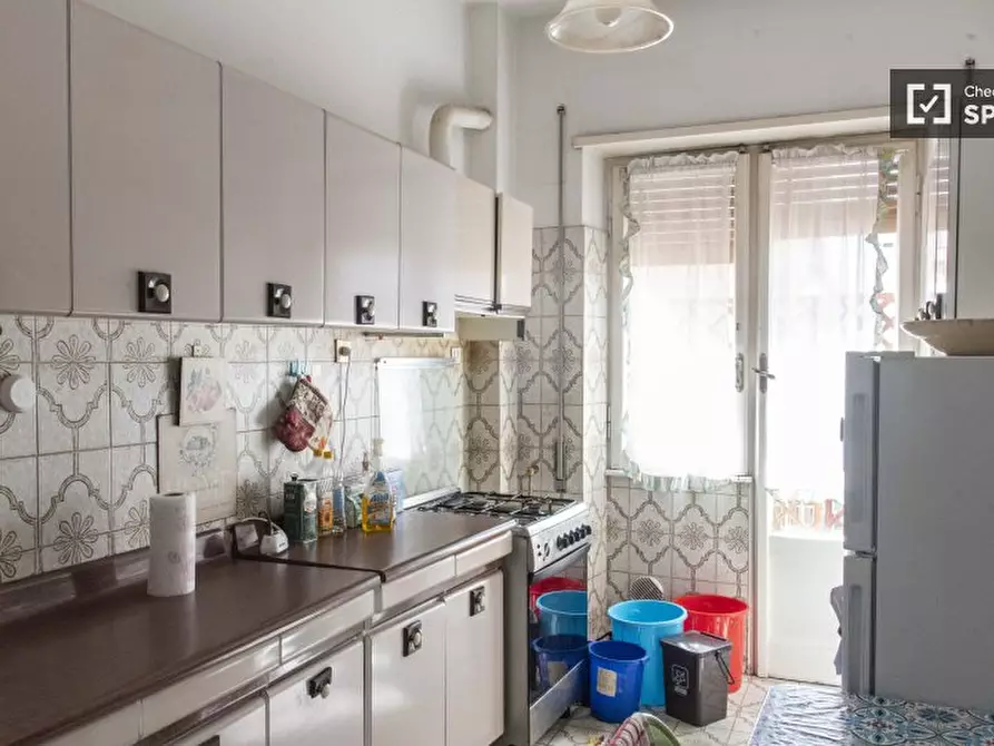 Immagine 5 di Camera condivisa in affitto  in Largo Girolamo Cocconi a Roma