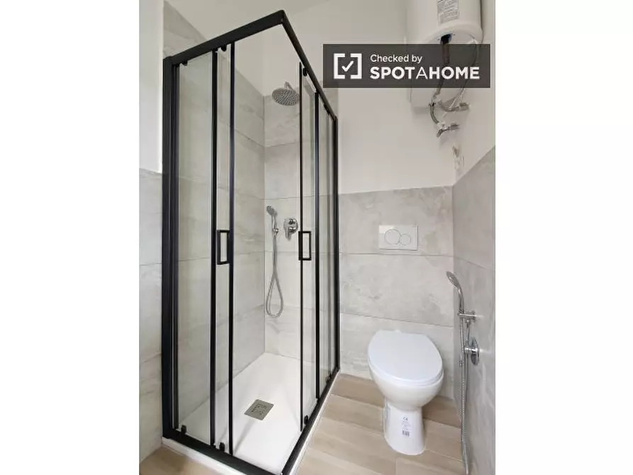 Immagine 8 di Ufficio in affitto  in Via Polesine a Milano