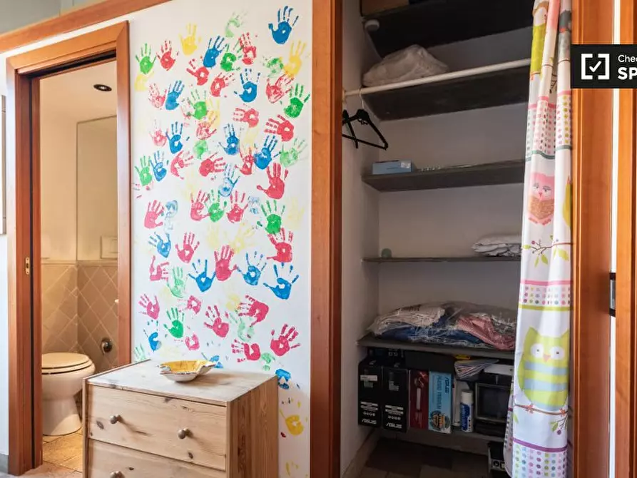 Immagine 7 di Camera condivisa in affitto  in Via dei Crispolti a Roma