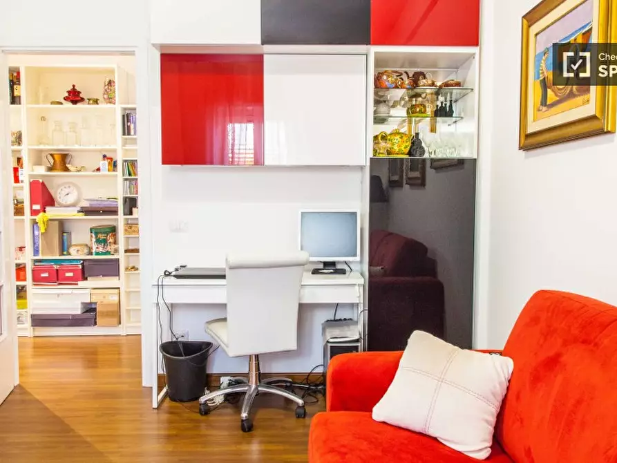 Immagine 8 di Camera condivisa in affitto  in Via dell' Acquedotto Paolo a Roma