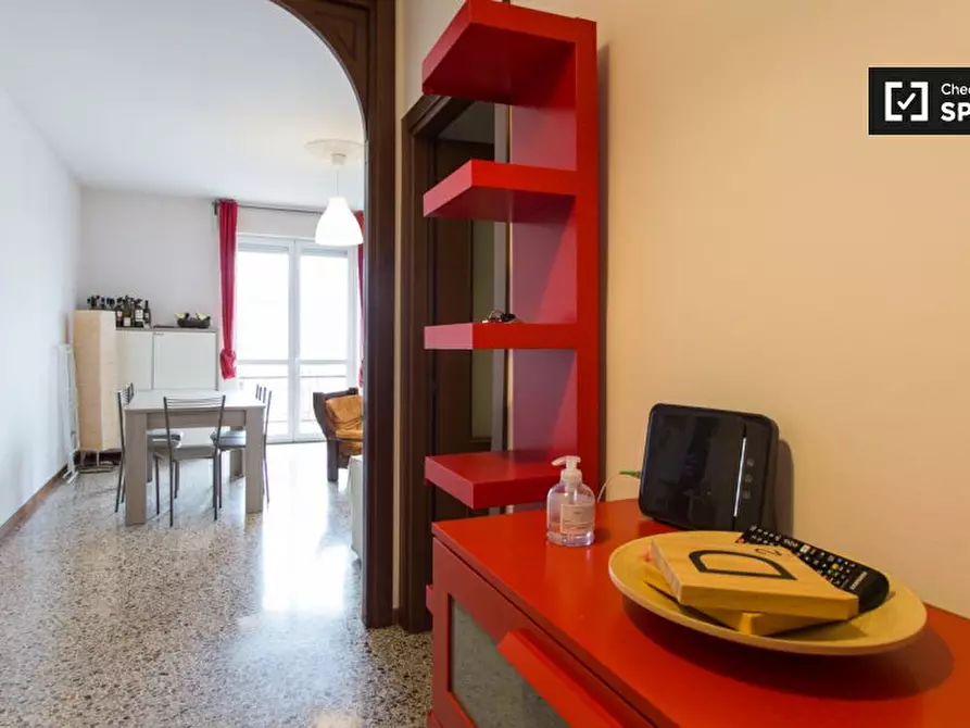 Immagine 3 di Camera condivisa in affitto  in Via Viterbo a Milano