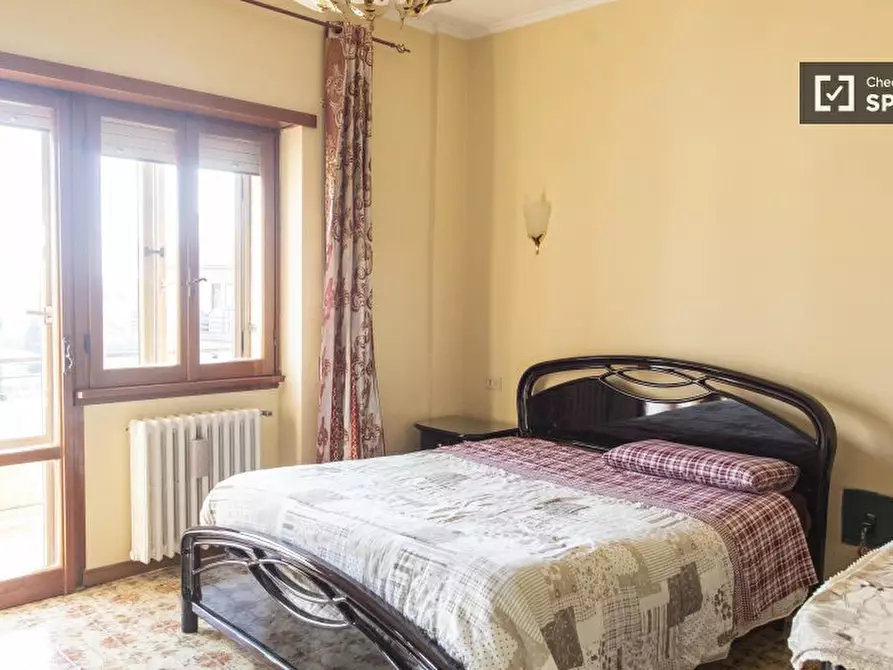 Immagine 1 di Camera condivisa in affitto  in Via Coggiola a Roma