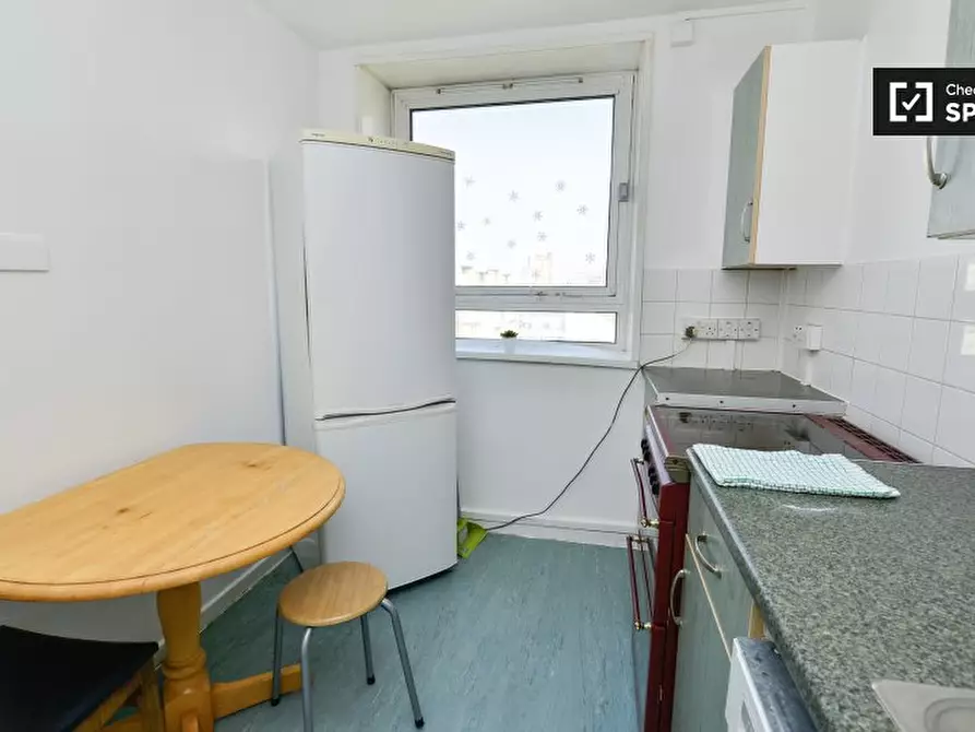 Immagine 8 di Camera condivisa in affitto  in Westferry Rd, Isle of Dogs, London E14 8JZ, UK a Poplar