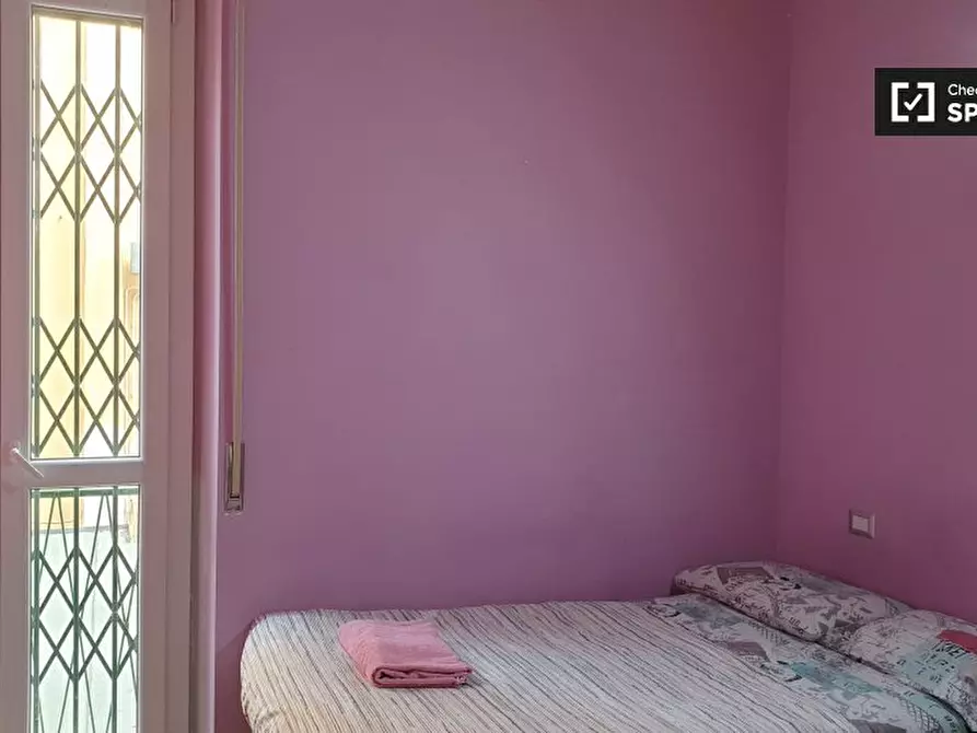 Immagine 2 di Camera condivisa in affitto  in Via Bordighera a Milano