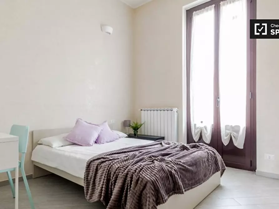 Immagine 2 di Camera condivisa in affitto  in Via Giovanni Pezzotti a Milano