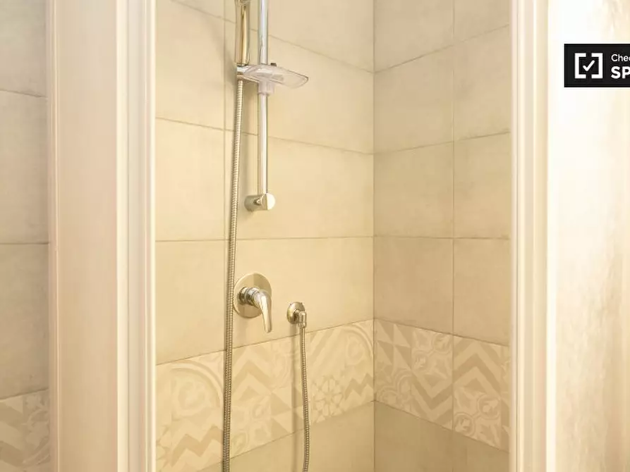 Immagine 19 di Camera condivisa in affitto  in Via Francesco Caracciolo, 20155 Milano MI, Italy a Milano