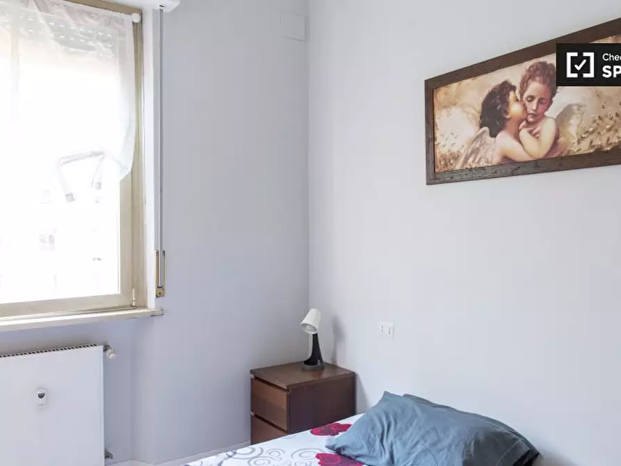 Immagine 19 di Camera condivisa in affitto  in Via Muzio Scevola a Roma