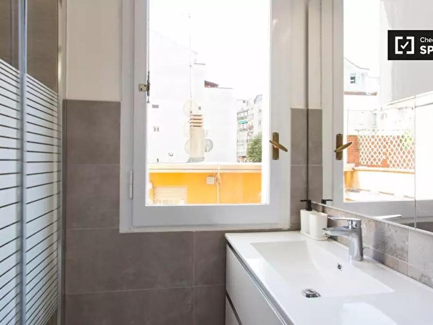 Immagine 6 di Camera condivisa in affitto  in Via Moretto da Brescia a Milano