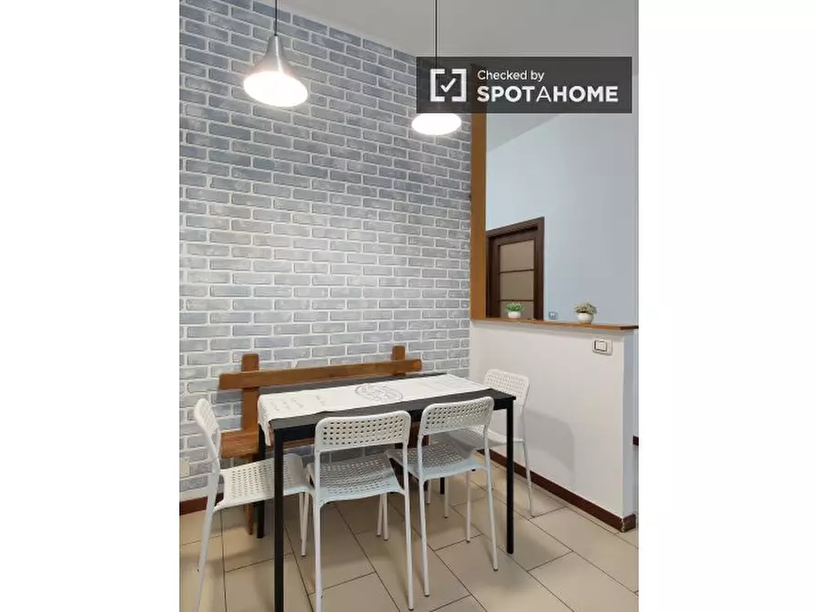 Immagine 13 di Appartamento in affitto  in Via Arezzo a Milano