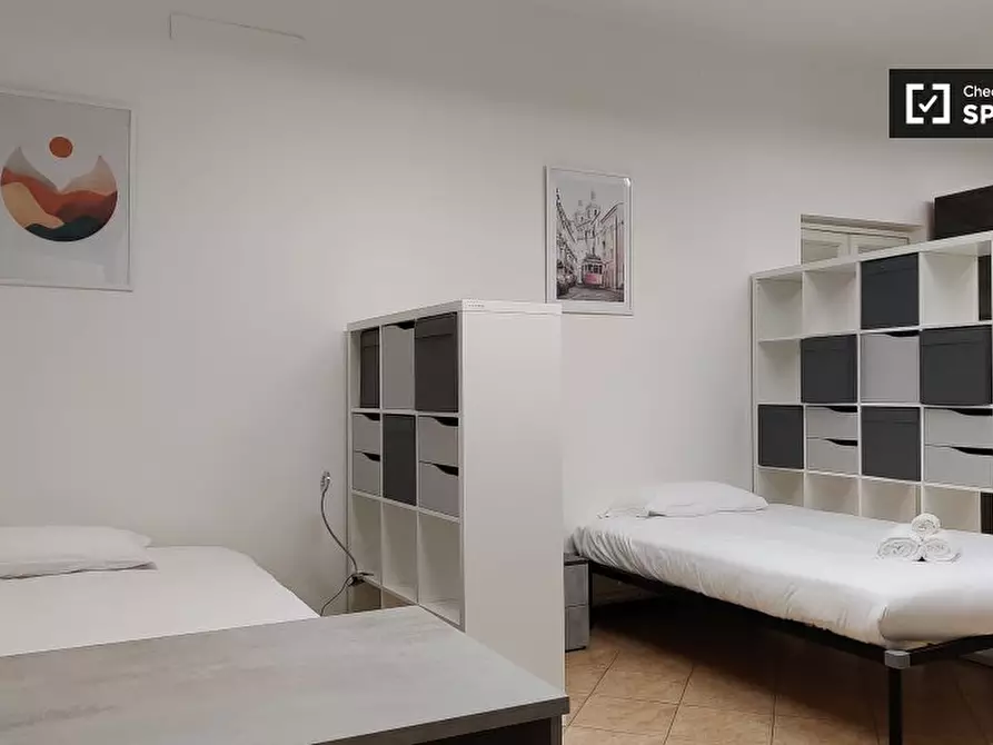 Immagine 7 di Camera condivisa in affitto  in Via Lodovico Il Moro a Milano