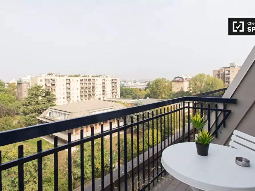 Immagine 4 di Camera condivisa in affitto  in Via delle Acacie a Buccinasco