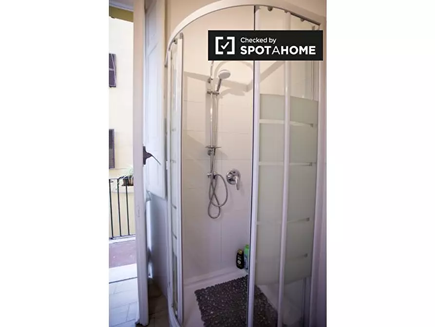 Immagine 11 di Appartamento in affitto  in Via Ottaviano a Roma