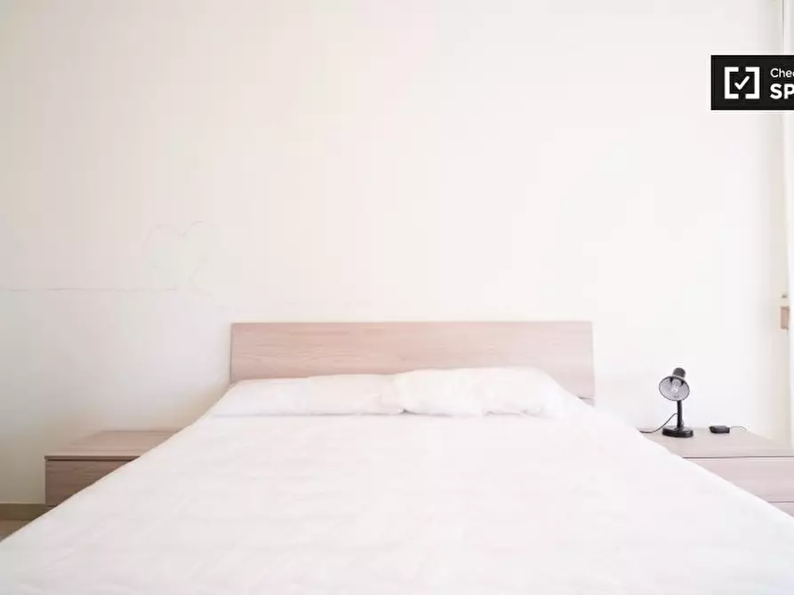 Immagine 10 di Camera condivisa in affitto  in Via Gregorio VII a Roma