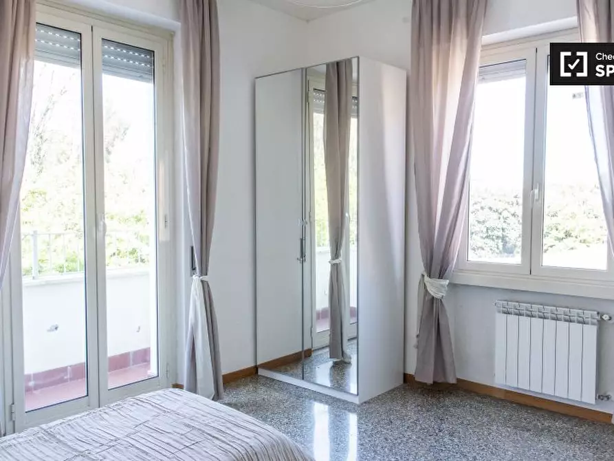 Immagine 19 di Camera condivisa in affitto  in Via Portuense a Roma