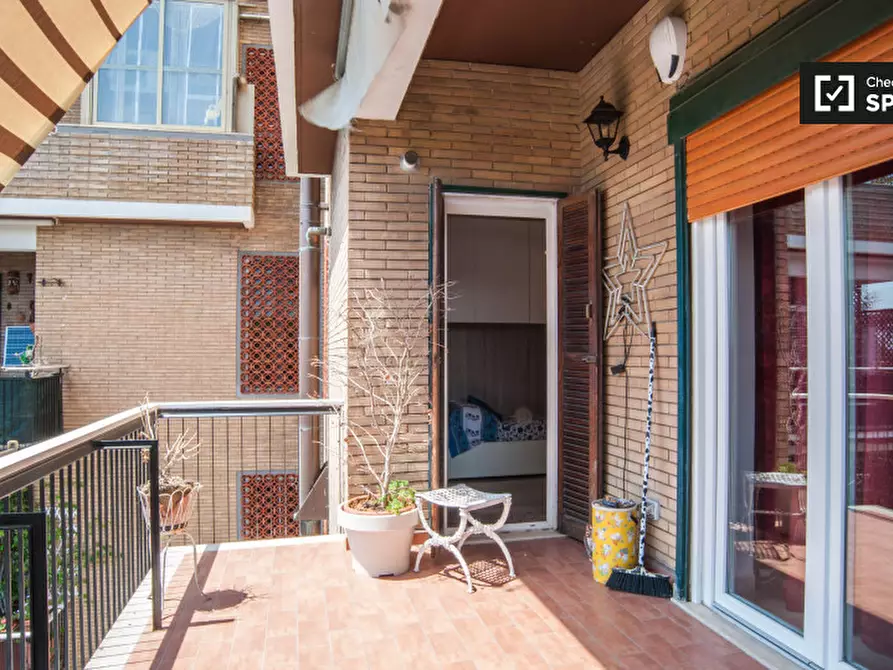 Immagine 4 di Camera condivisa in affitto  in Via Aurelia a Roma