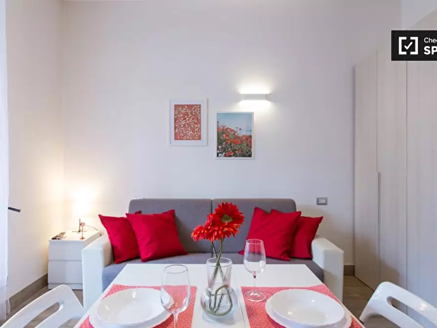 Immagine 4 di Ufficio in affitto  in Viale S. Gimignano a Milano