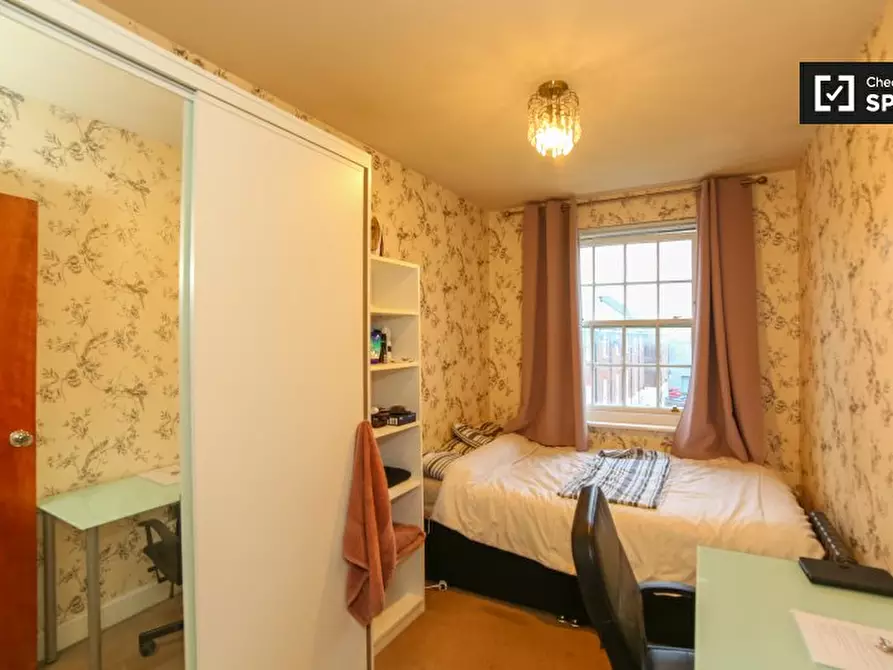 Immagine 3 di Camera condivisa in affitto  in Hastings St a Eltham