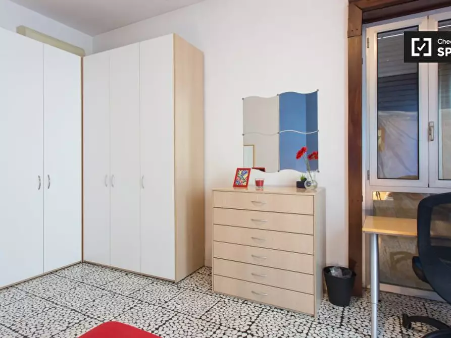 Immagine 3 di Camera condivisa in affitto  in Largo Isabella d'Aragona a Milano