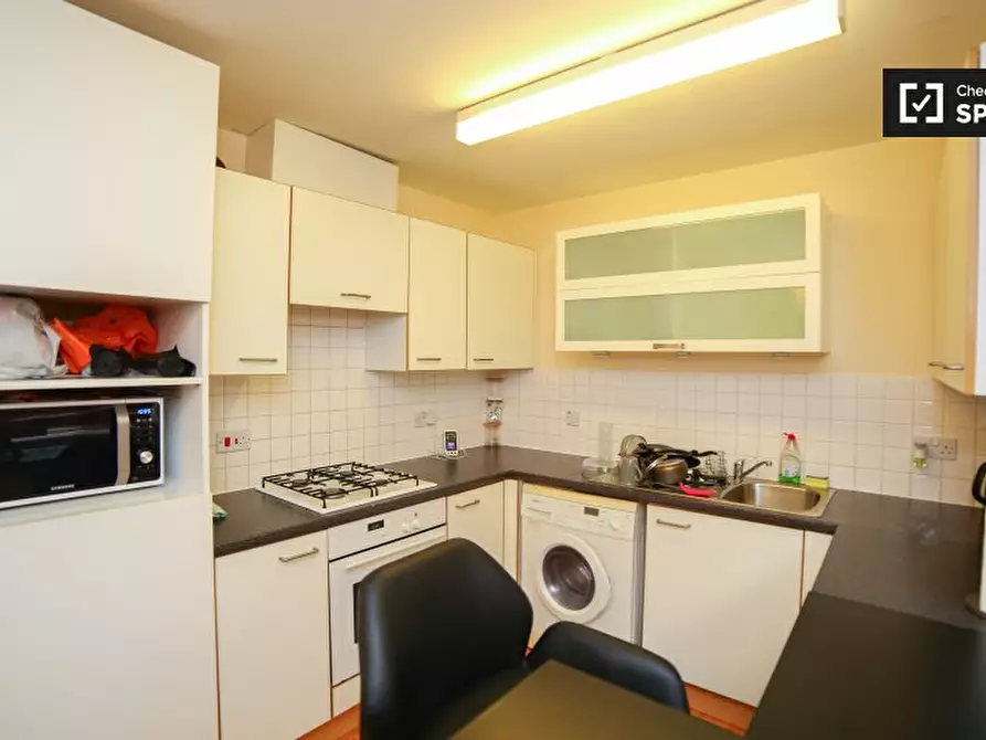 Immagine 12 di Camera condivisa in affitto  in Atlantis Cl a Barking