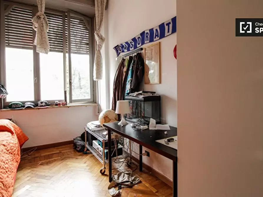 Immagine 2 di Camera condivisa in affitto  in Corso S. Maurizio a Torino