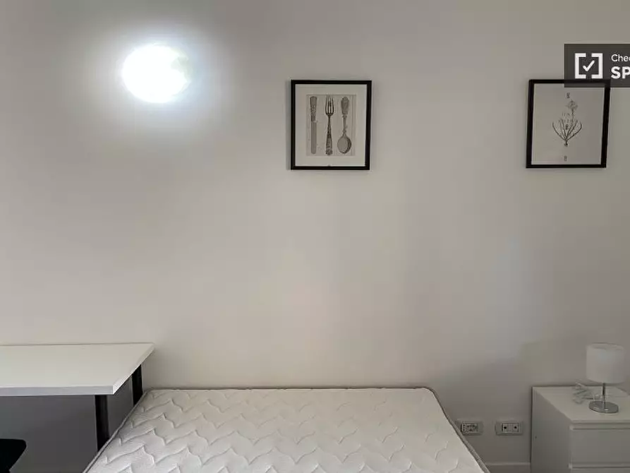 Immagine 1 di Camera condivisa in affitto  in Via di Carcaricola a Roma