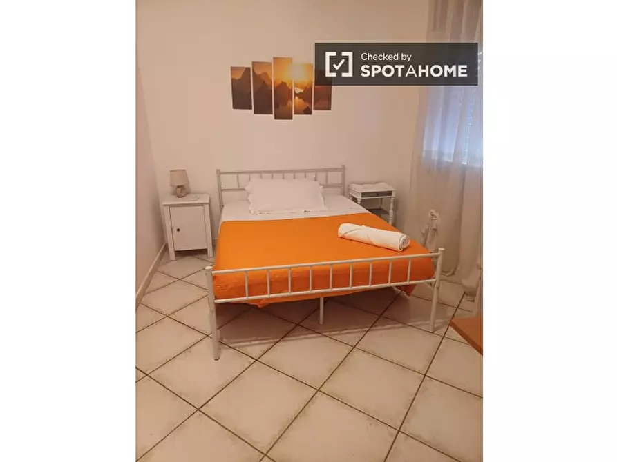 Immagine 4 di Camera condivisa in affitto  in Via Fraconalto a Roma