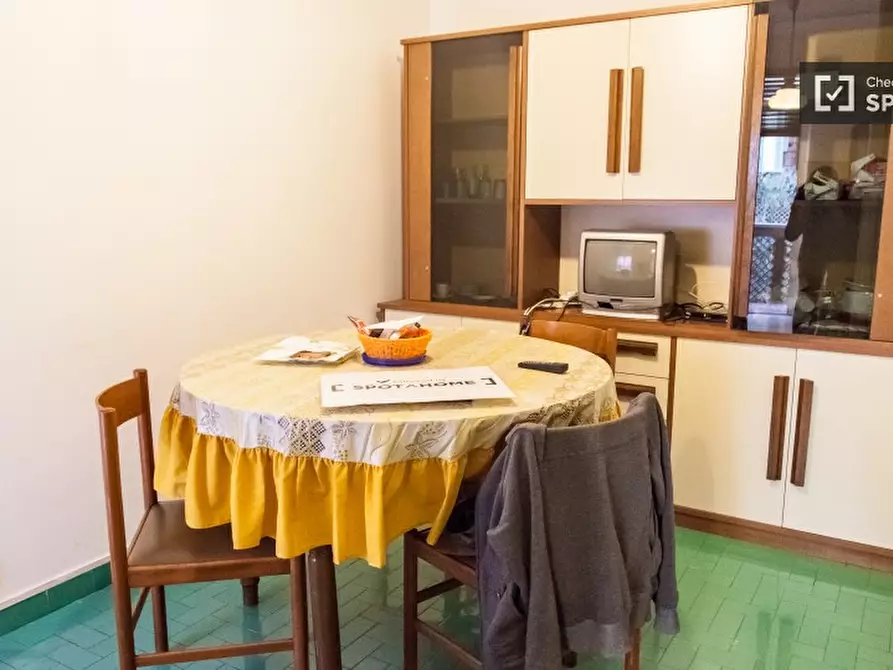Immagine 5 di Camera condivisa in affitto  in Via Aurelia a Roma