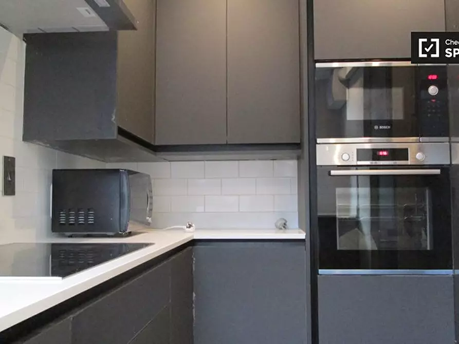 Immagine 11 di Appartamento in affitto  in Bethnal Green Rd a Poplar