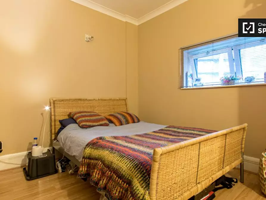 Immagine 3 di Camera condivisa in affitto  in Grange Yard a Camberwell