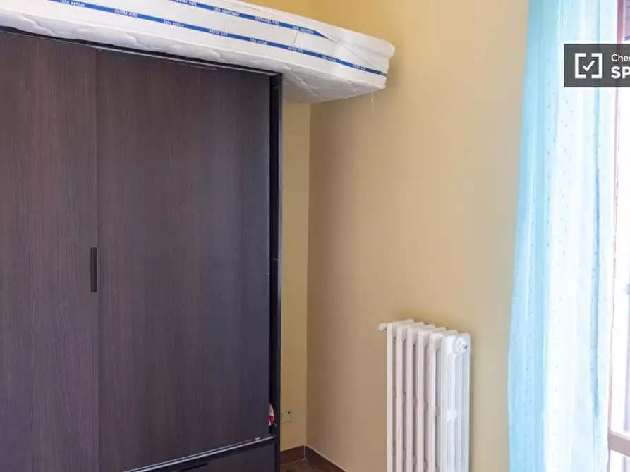Immagine 4 di Camera condivisa in affitto  in Via Coggiola a Roma