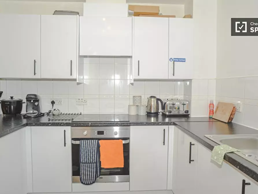 Immagine 8 di Appartamento in affitto  in Rush Grove St a Eltham