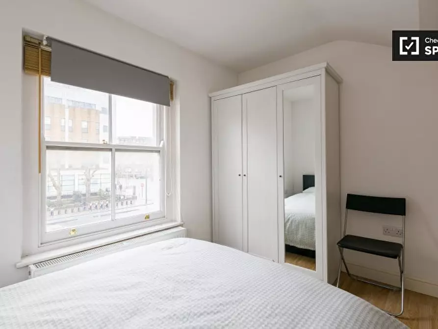 Immagine 3 di Camera condivisa in affitto  in a Court St a Poplar