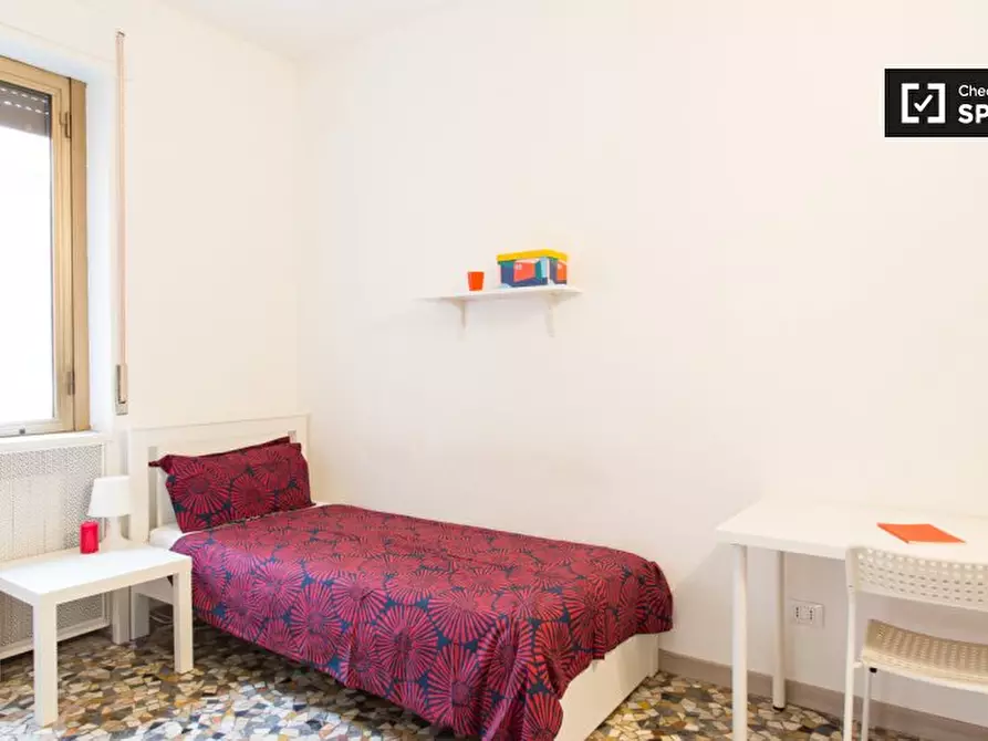 Immagine 18 di Camera condivisa in affitto  in Via Rutilia a Milano