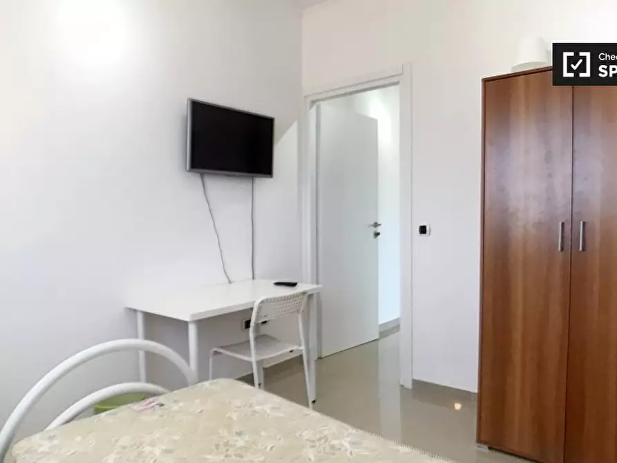 Immagine 3 di Camera condivisa in affitto  in Via Alessandro Litta Modignani, 20161 Milano MI, Italy a Milano