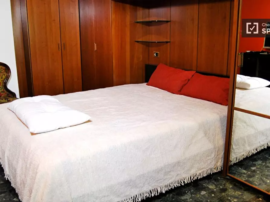 Immagine 6 di Appartamento in affitto  in piazza sei febbraio a Milano